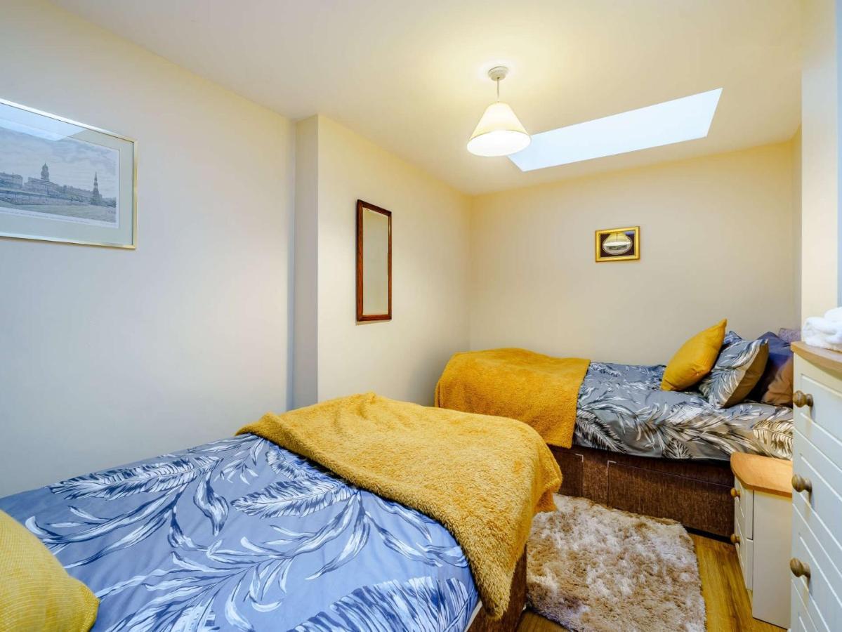 3 Bed In Cockermouth 59384 Villa Esterno foto